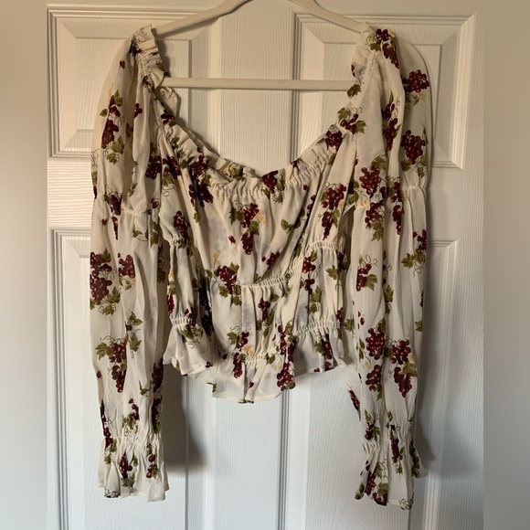 Reformation Amarena Top in Grapevine size XL - Picture 3 of 8